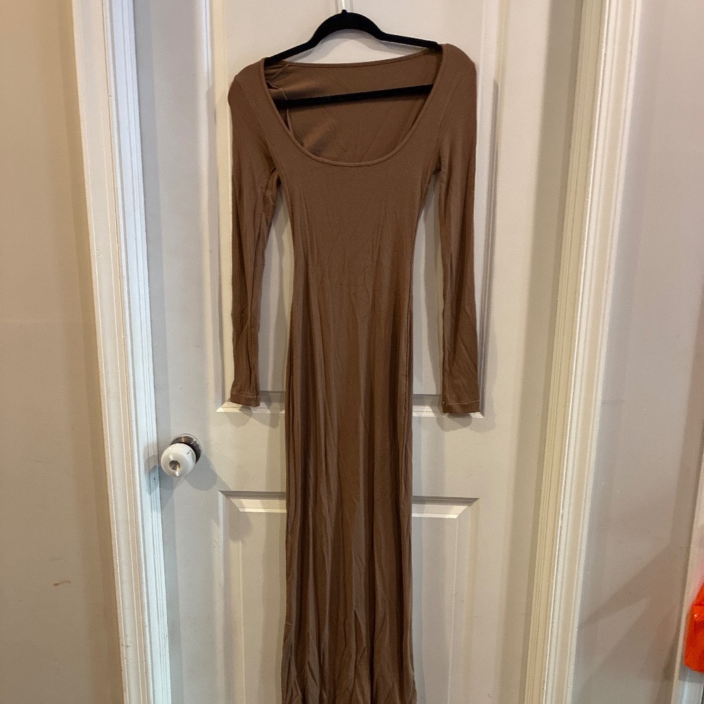 Long sleeve dress